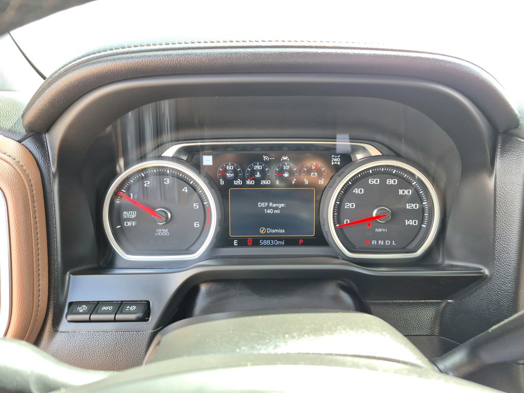 2020 Chevrolet Silverado 1500 High Country - 11