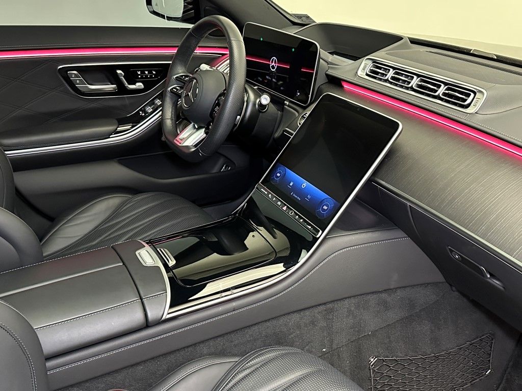 Thumbnail: 2025 Mercedes-Benz S-Class - 16