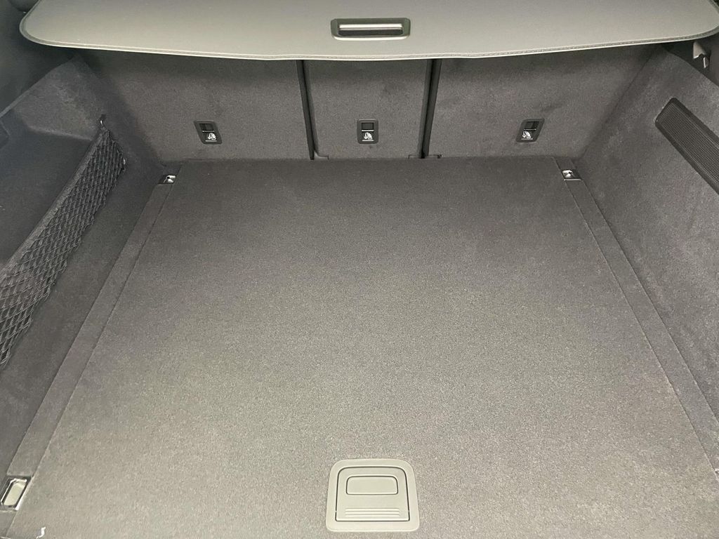 2026 Porsche Cayenne Base Black at Audi Porsche Sewickley