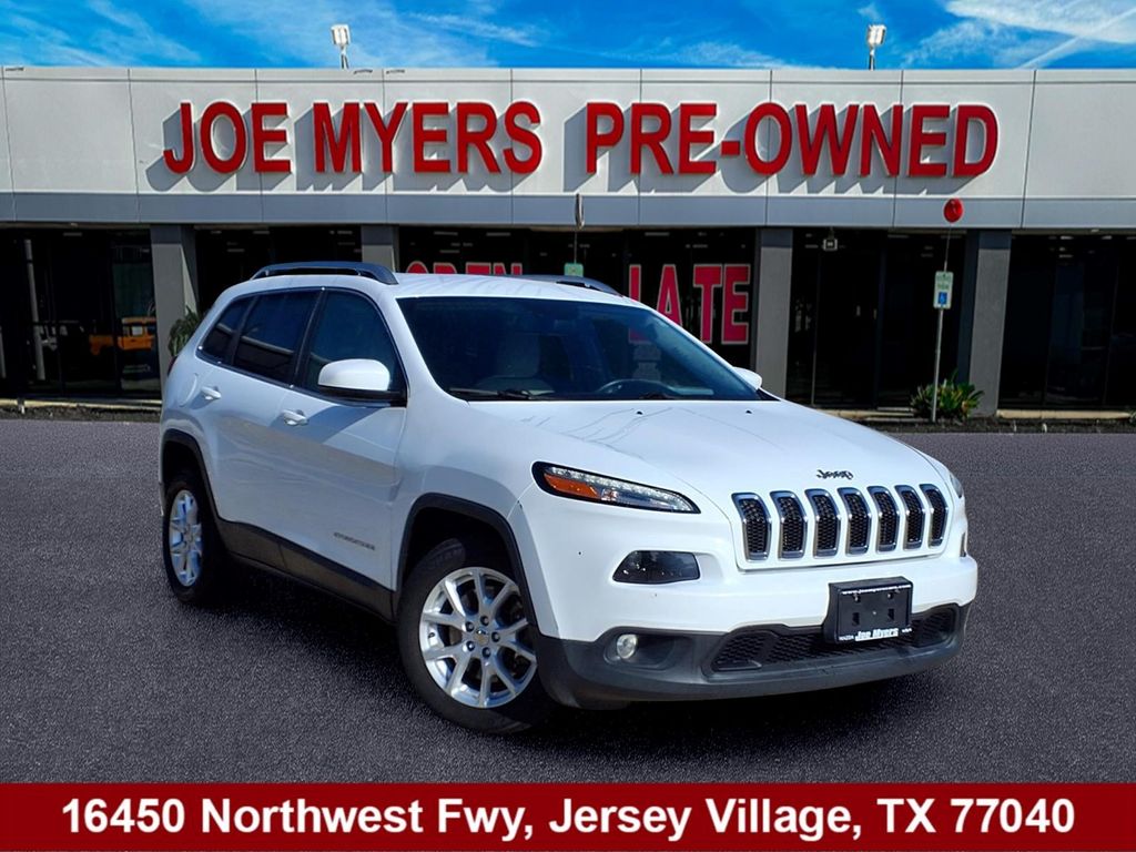 2017 Jeep Cherokee Latitude White at EAG Ford Navasota