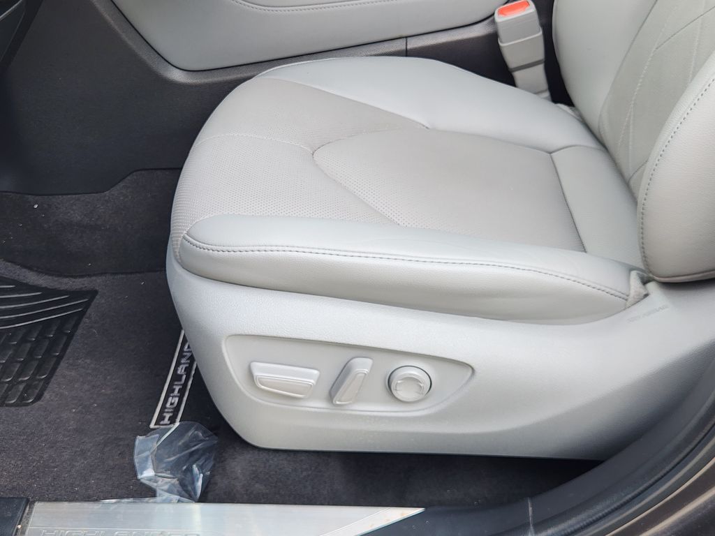 2022 Toyota Highlander Hybrid Platinum Gray at Toyota of Victoria