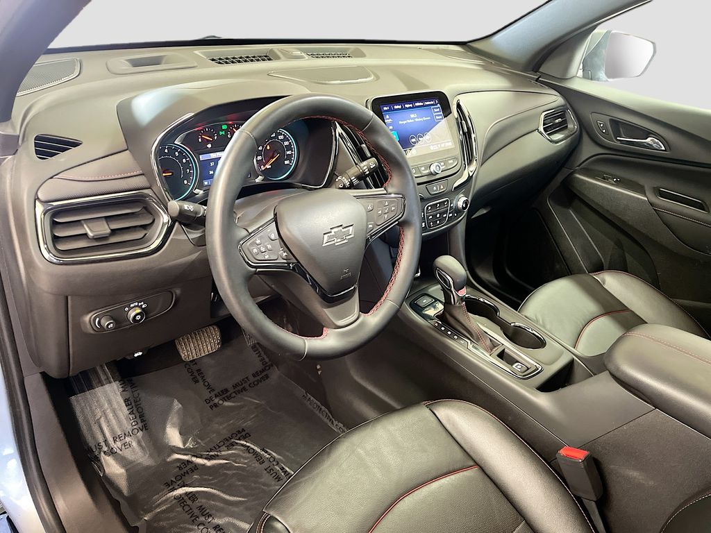 Used 2024 Gray Chevrolet RS image 9