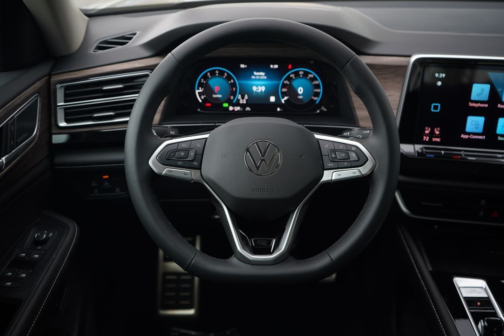 Thumbnail: 2026 Volkswagen Atlas - 10