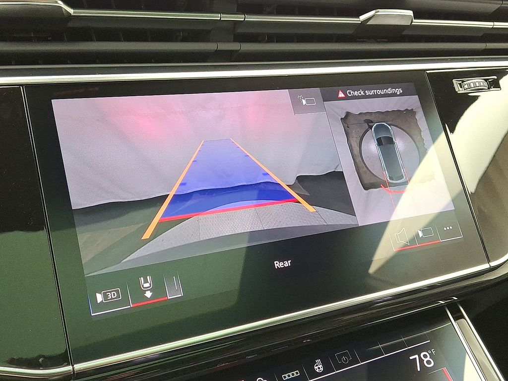 Thumbnail: 2026 Audi Q8 - 13