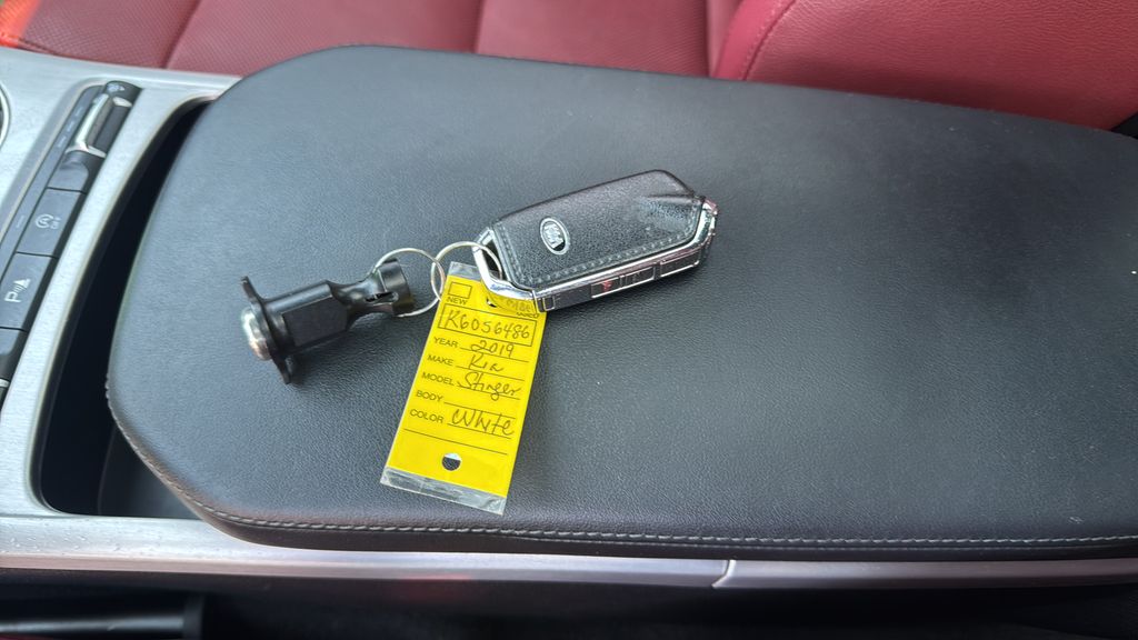 Used 2019 Kia Stinger GT 4D Sedan