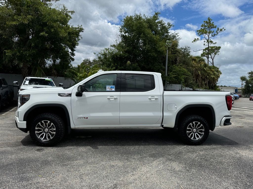 2023 GMC Sierra 1500 AT4 4