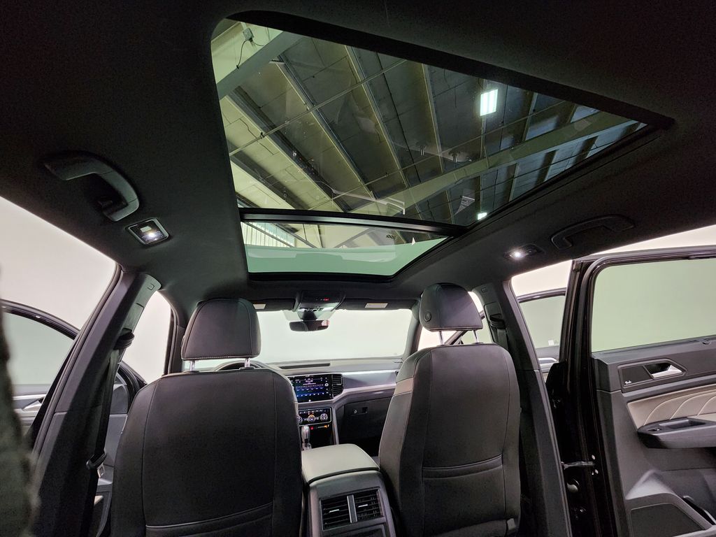 2021 Volkswagen Atlas Cross Sport 3.6L V6 SEL Premium R-Line