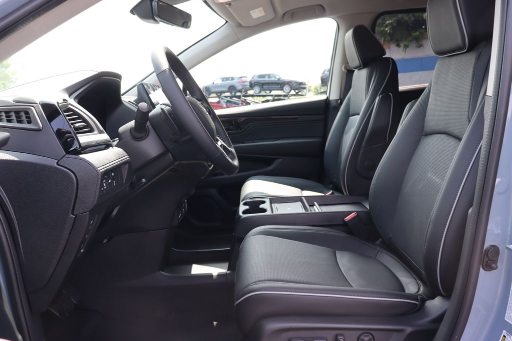 Thumbnail: 2026 Honda Odyssey - 30