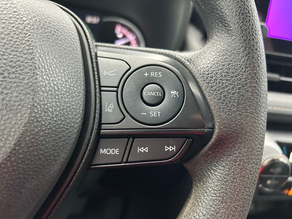 Thumbnail: 2024 Toyota RAV4 - 18