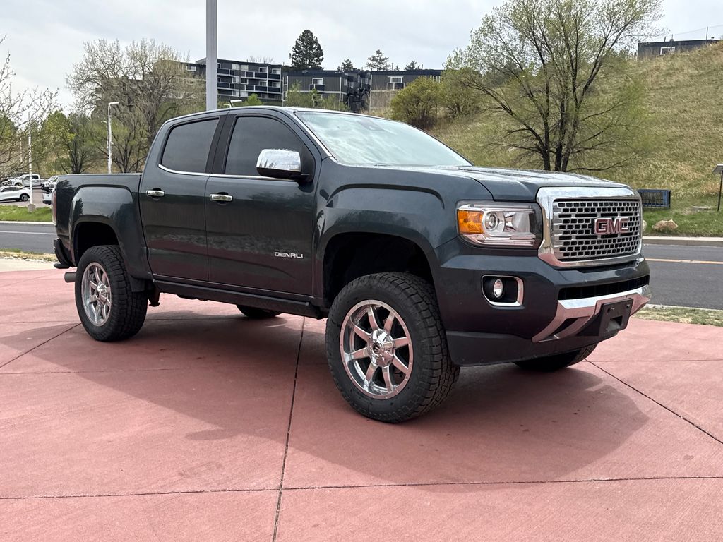 Gray (Dark Sky Metallic) 2019 GMC Canyon Denali Crew Cab 4WD Pickup Truck Four-Wheel Drive 6-Speed Automatic