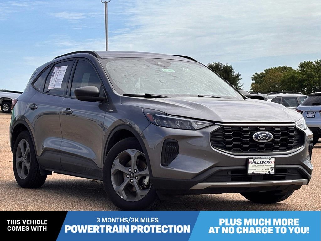 2025 Ford Escape ST-Line FWD   