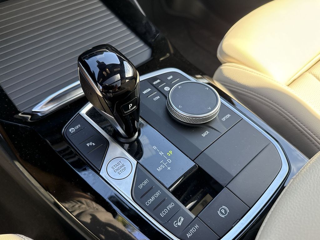 Thumbnail: 2024 BMW X3 - 11