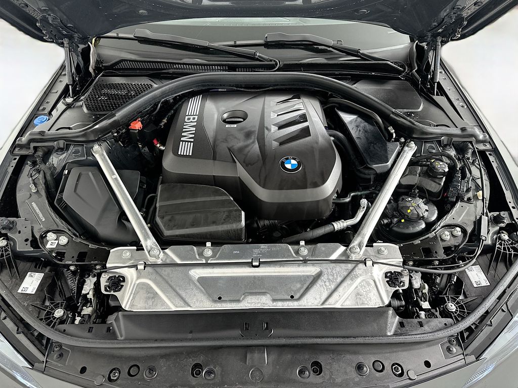 Thumbnail: 2025 BMW 4 Series - 31