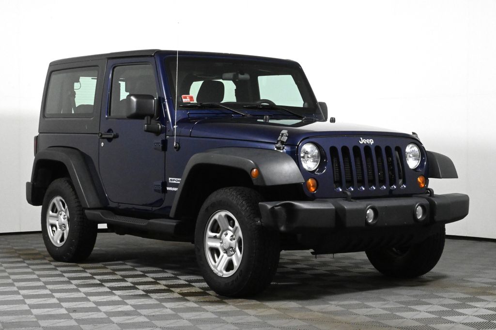 2013 Jeep Wrangler Sport 9