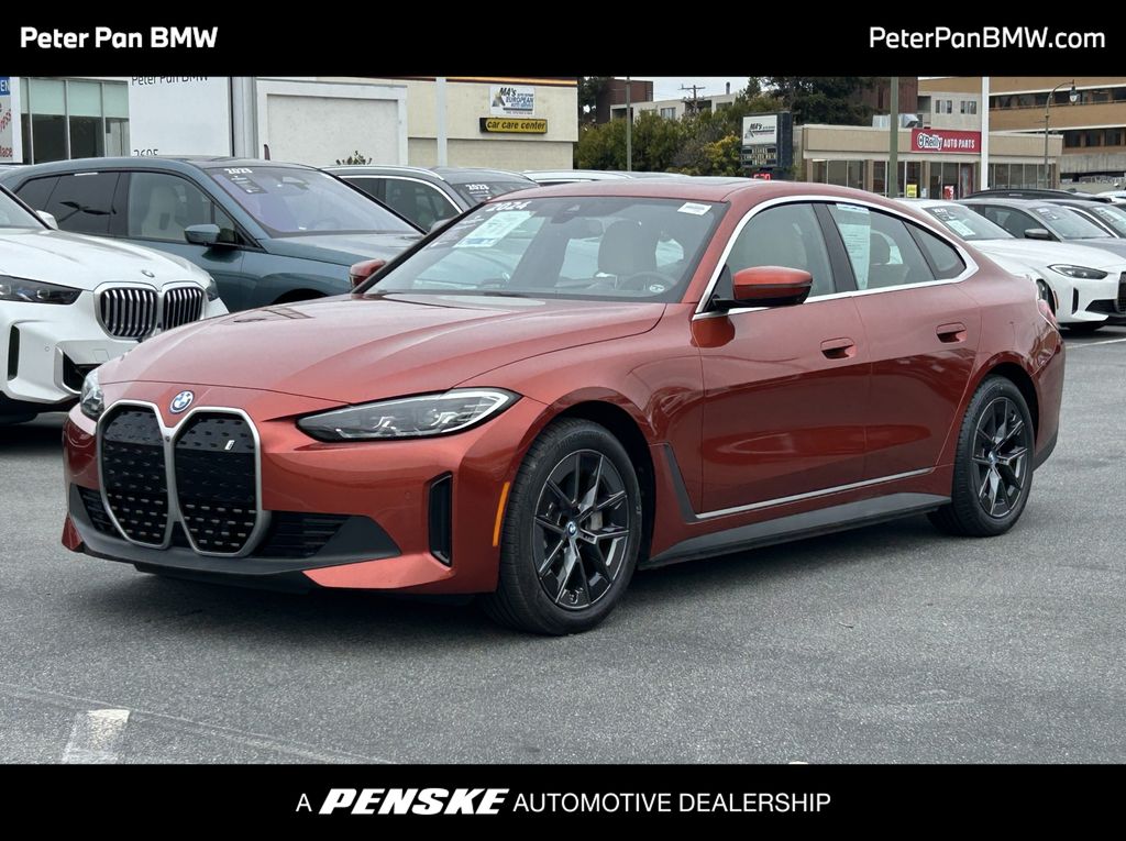 Thumbnail: 2023 BMW i4 - 1