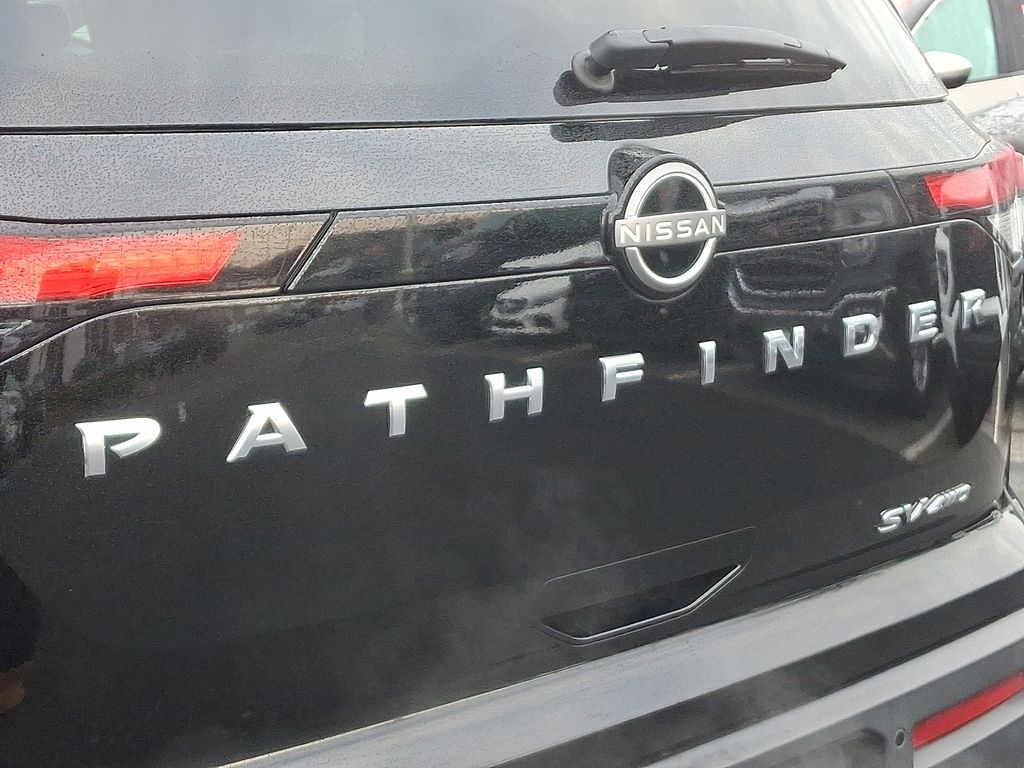Thumbnail: 2023 Nissan Pathfinder - 30