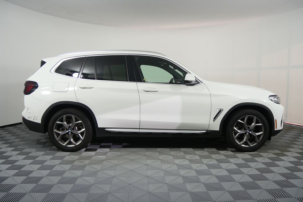 Thumbnail: 2022 BMW X3 - 2