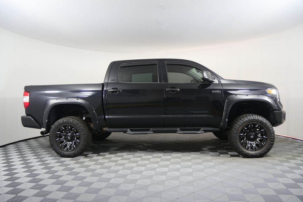 Thumbnail: 2020 Toyota Tundra - 2