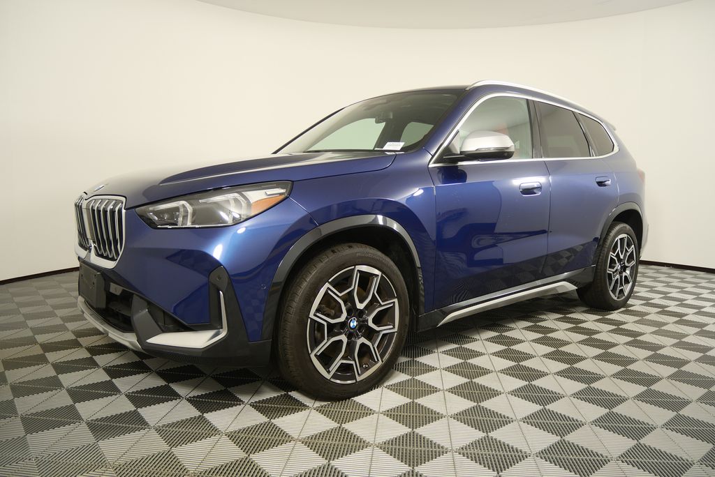 Thumbnail: 2024 BMW X1 - 8