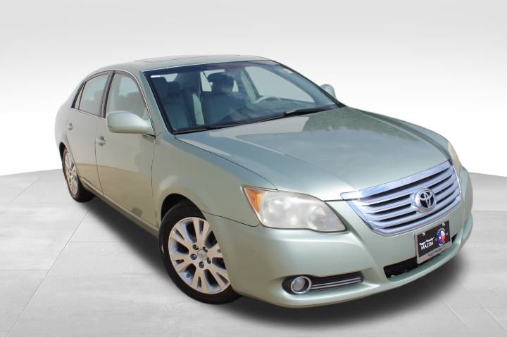 Used Car 2009 Toyota Avalon  For Sale In Georgetown, Texas