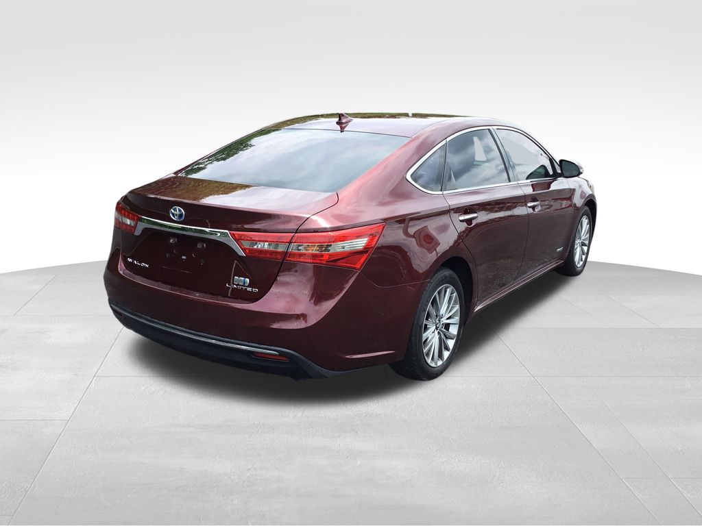 2016 Toyota Avalon Limited 3