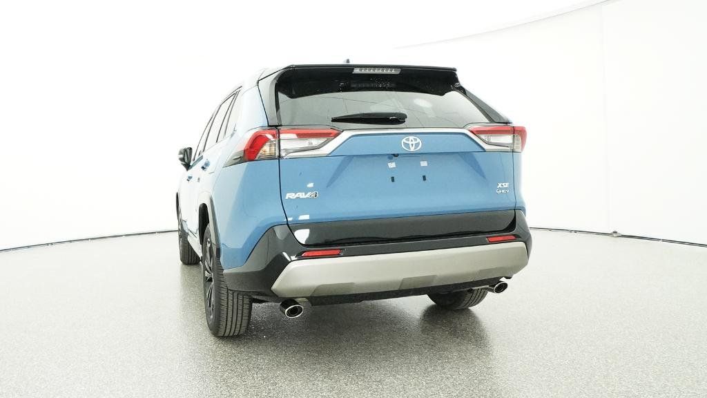 Thumbnail: 2025 Toyota RAV4 - 6