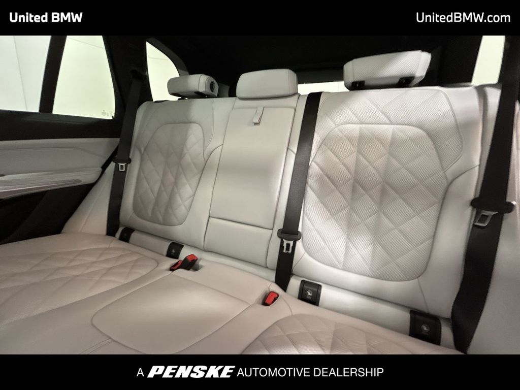 2026 BMW X5 xDrive40i 21