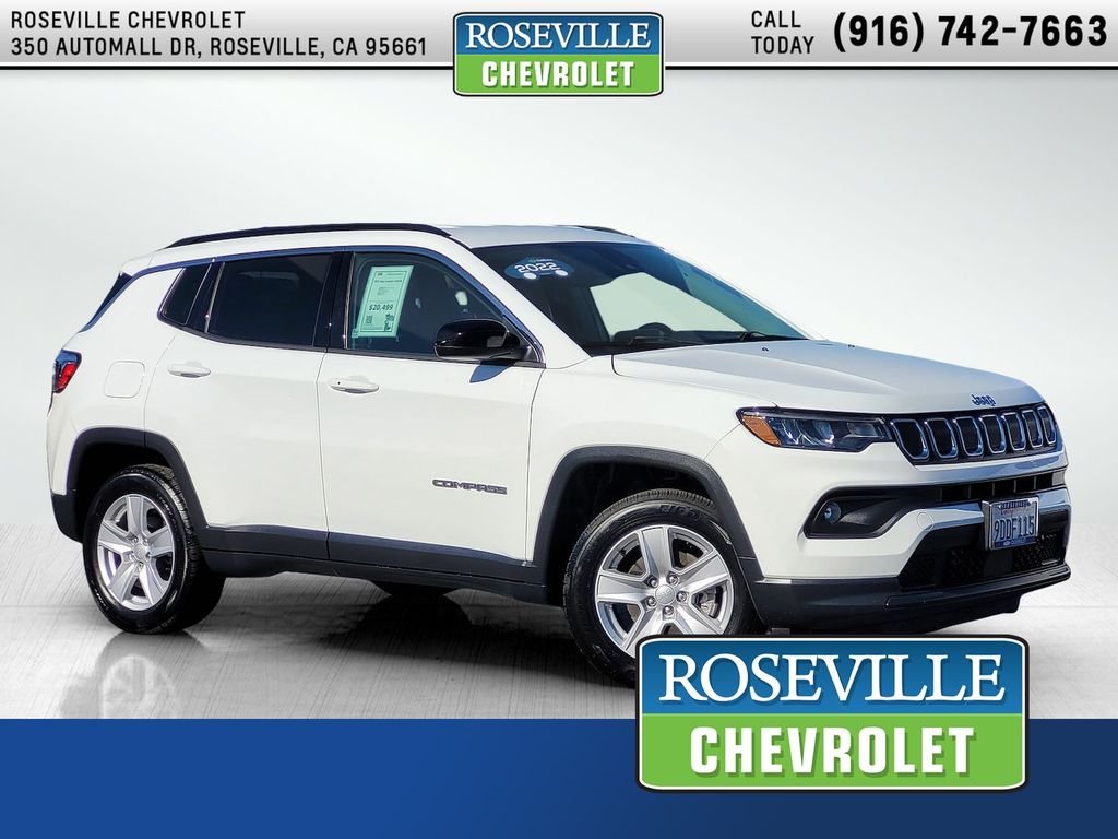 Bright White Clearcoat 2022 Jeep Compass SUV / Crossover Four-Wheel Drive 9-Speed Automatic