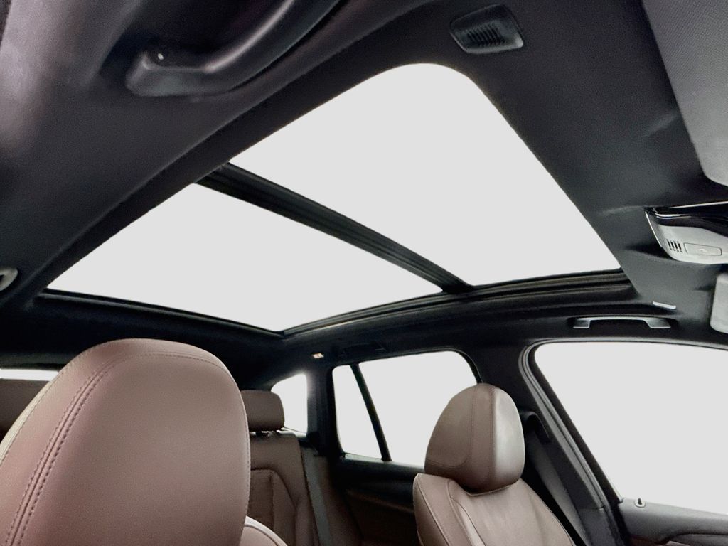 Thumbnail: 2024 BMW X3 - 17