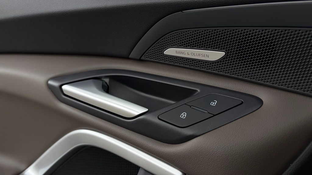 Thumbnail: 2026 Audi Q5 - 12