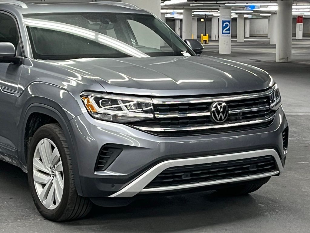 2023 Volkswagen Atlas Cross Sport 2.0T SE w/Technology 42