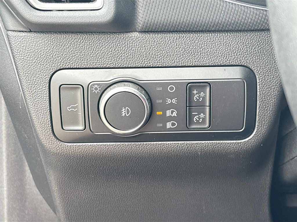 Used 2024 Gray Ford Outer Banks image 10