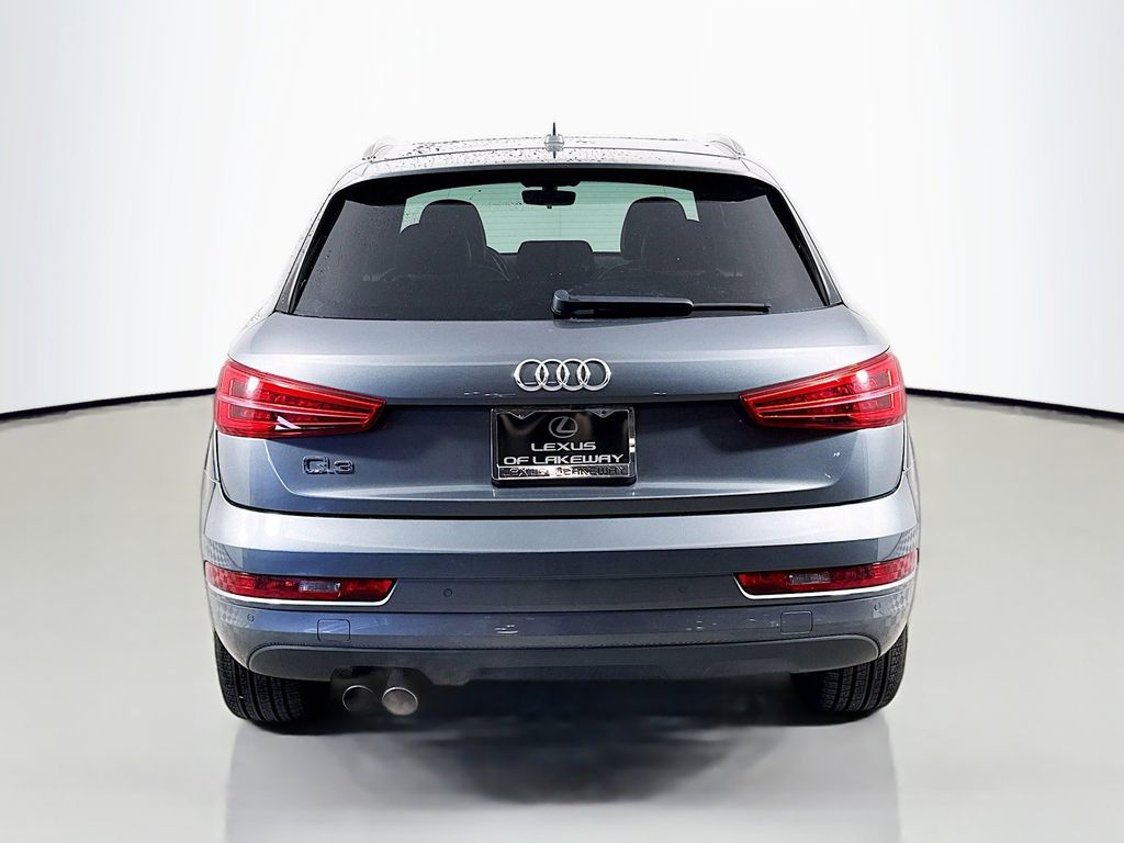 Thumbnail: 2017 Audi Q3 - 6