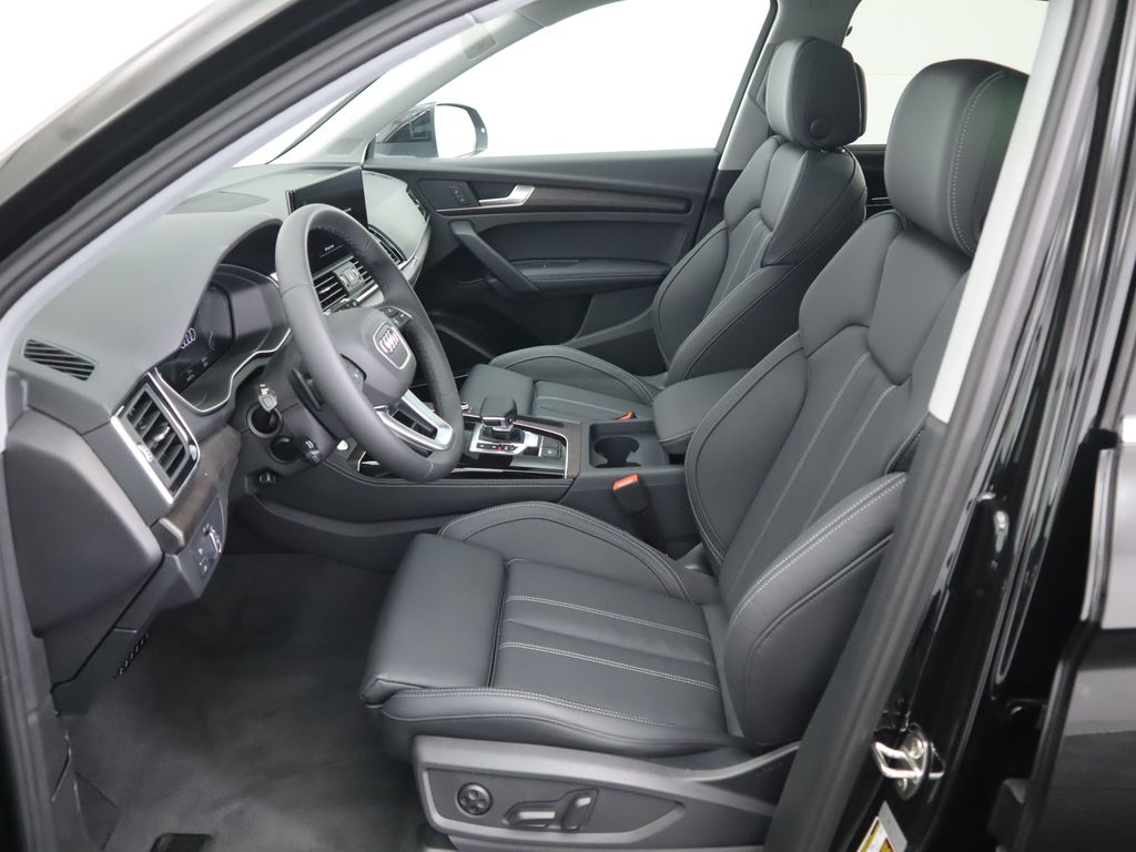 2025 Audi Q5  21