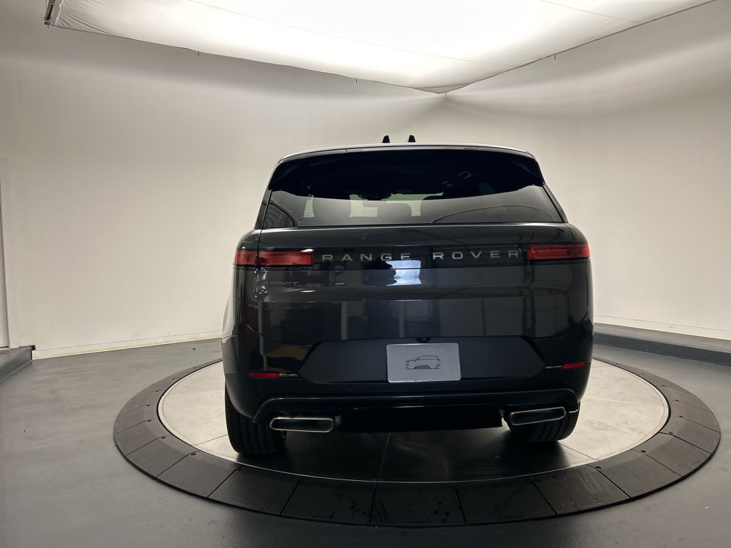 Thumbnail: 2025 Land Rover Range Rover Sport - 4