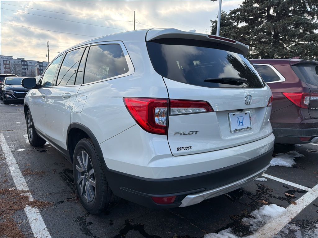 Thumbnail: 2019 Honda Pilot - 2