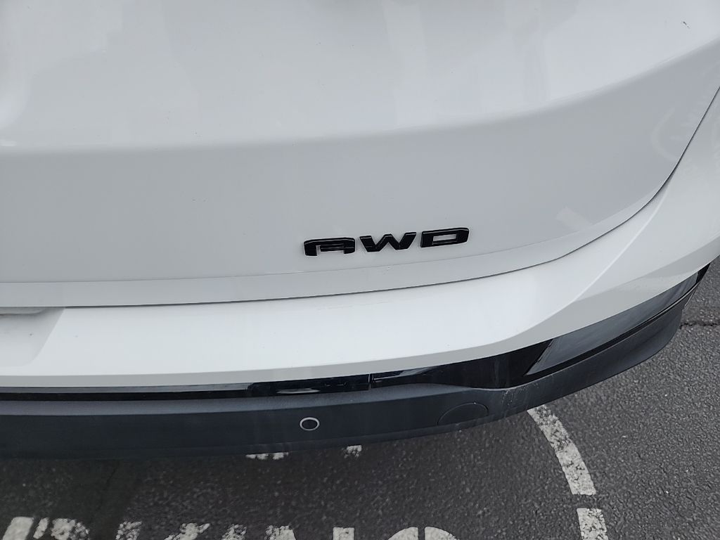 Thumbnail: 2024 GMC Terrain - 7