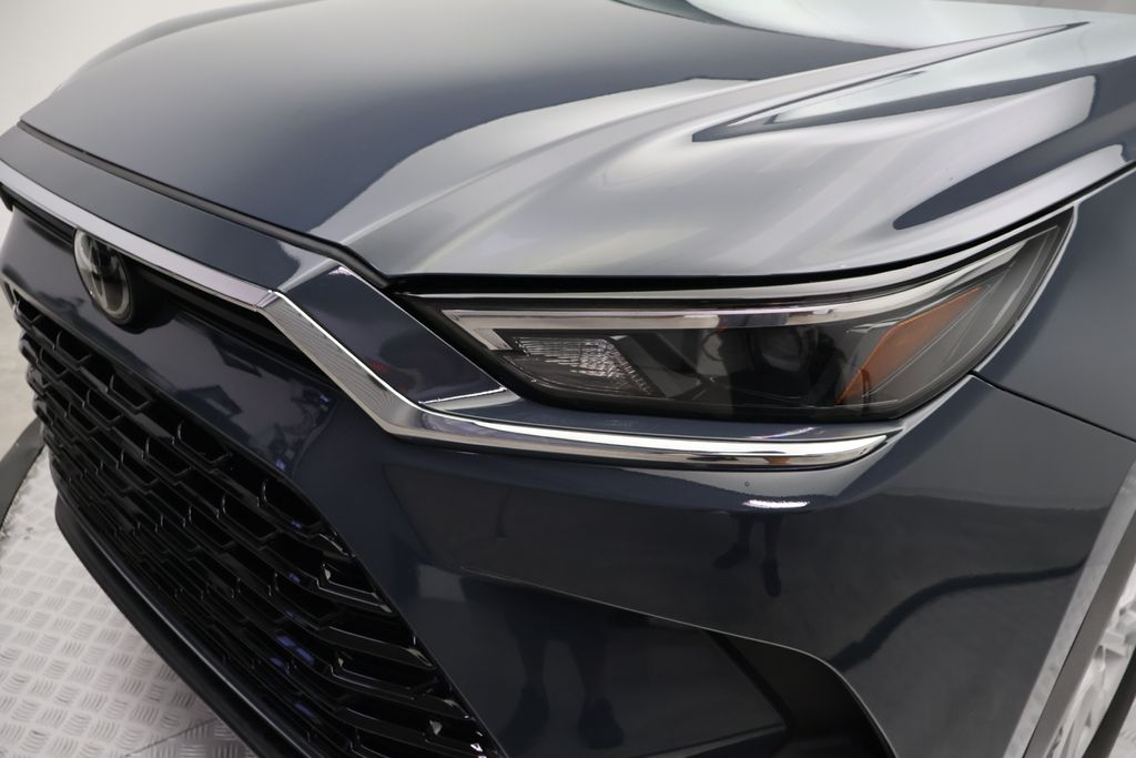 Thumbnail: 2025 Toyota Grand Highlander - 3