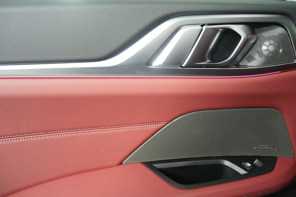 Thumbnail: 2025 BMW i4 - 15