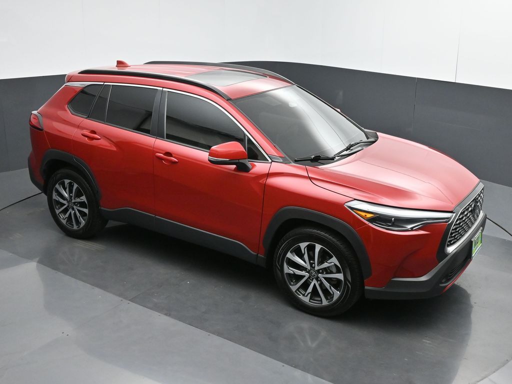 2023 Toyota Corolla Cross XLE