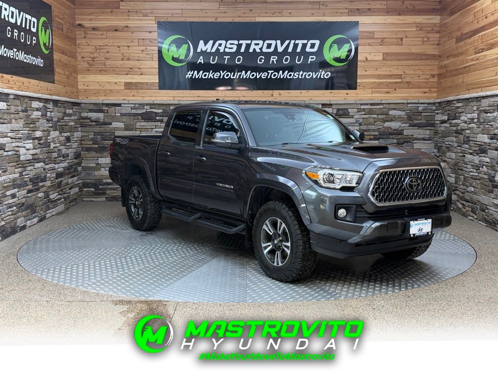 Magnetic Gray Metallic 2019 Toyota Tacoma TRD Sport Double Cab 4WD Pickup Truck Four-Wheel Drive 6-Speed Automatic