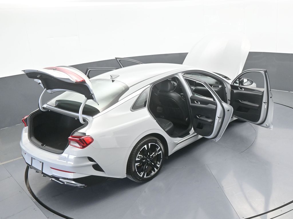 Used 2023 Wolf Gray Kia GT-Line image 65