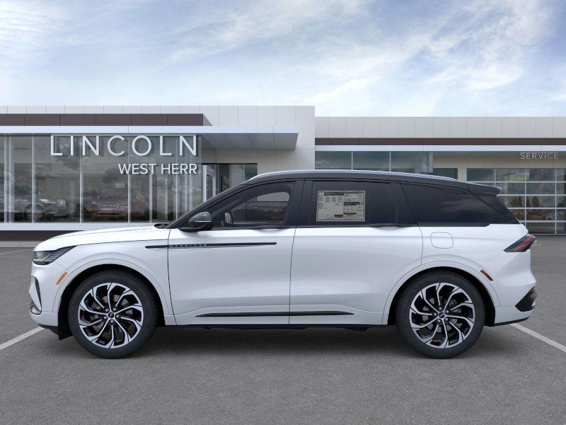 New 2026 White Lincoln Reserve image 4