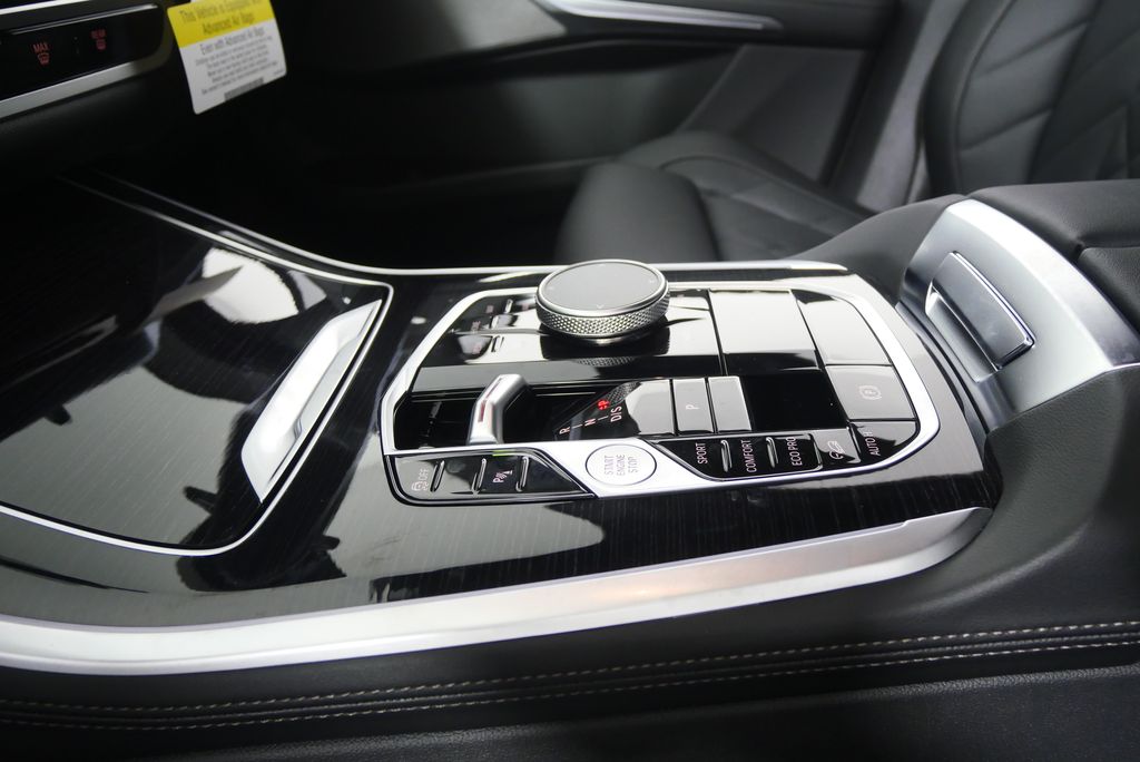 Thumbnail: 2026 BMW X5 - 20