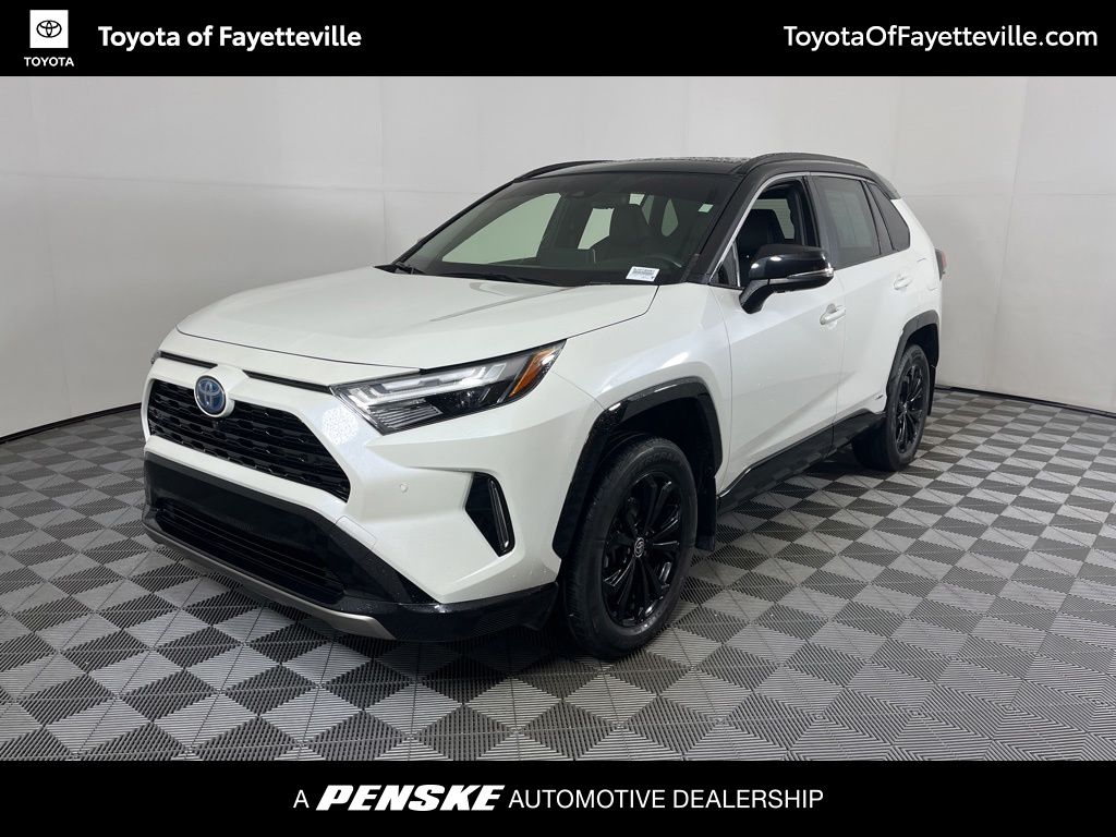 Thumbnail: 2022 Toyota RAV4 - 1