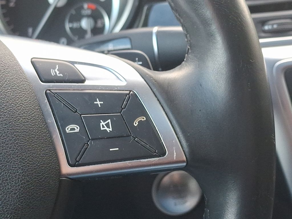 Thumbnail: 2016 Mercedes-Benz GL-Class - 24