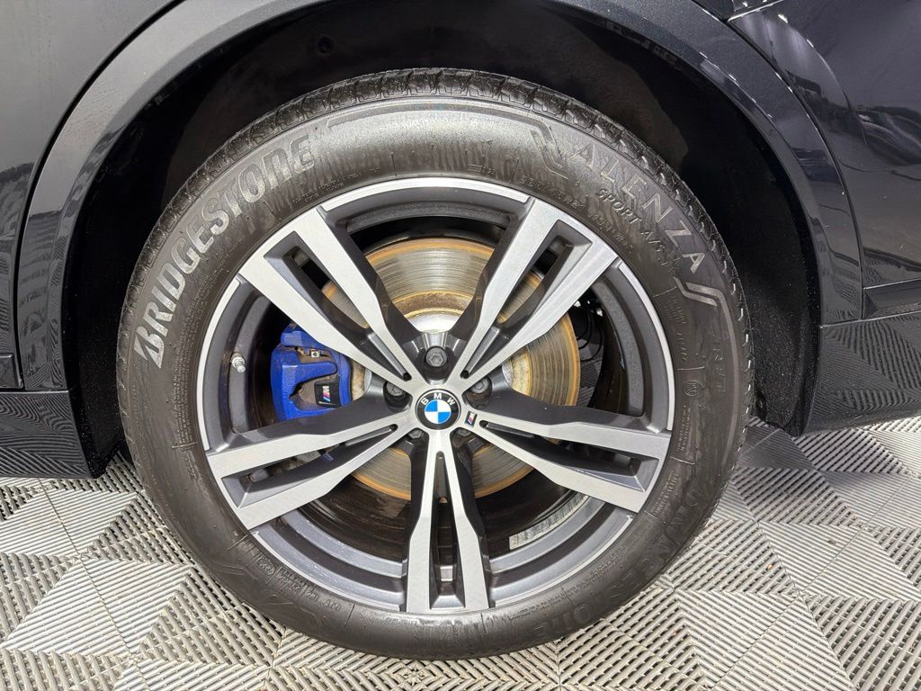 Thumbnail: 2024 BMW X7 - 9