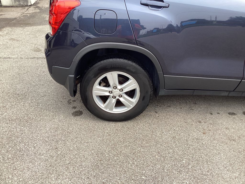 Used 2019 Chevrolet Trax SUV