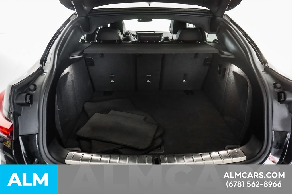 Used 2025 Black BMW xDrive30i image 21