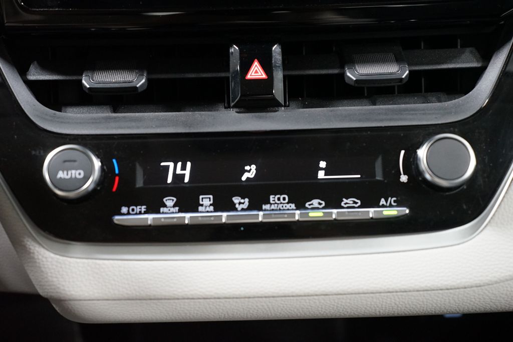 Thumbnail: 2023 Toyota Corolla - 20